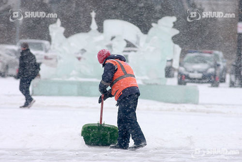 Улаанбаатарт 17 хэм хүйтэн, ялимгүй цас орно